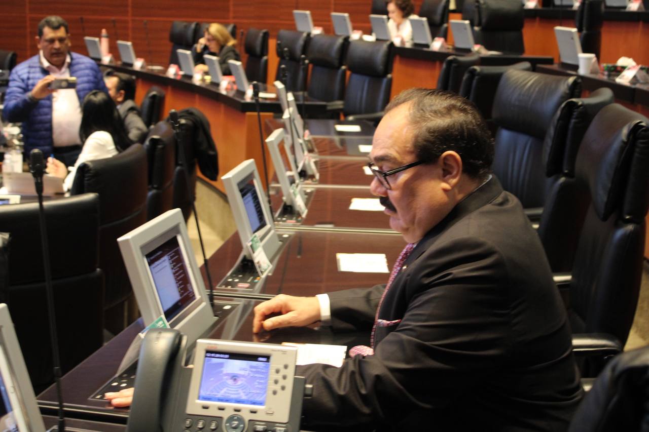 El Senador Jorge Carlos Ramírez Marín llama a tomar medidas para proteger a los menores en Internet, en medio de preocupantes cifras de maltrato infantil en el mundo digital.